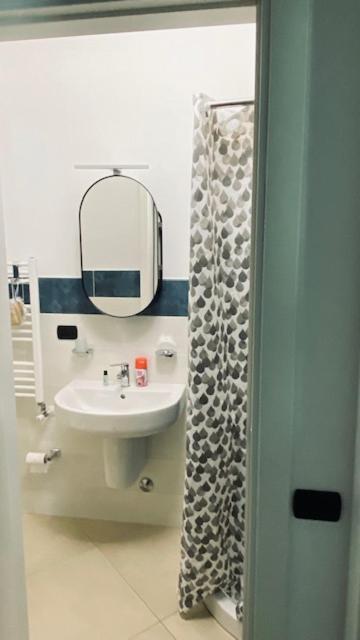 Apartamento Le Chicche Del Porto Riviera Génova Exterior foto